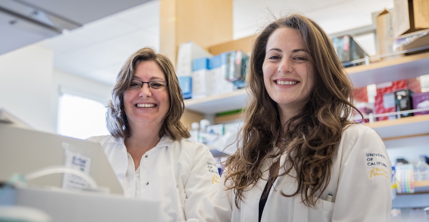 Professor Katrina Hoyer (left) and QSB graduate student Kristen Valentine.